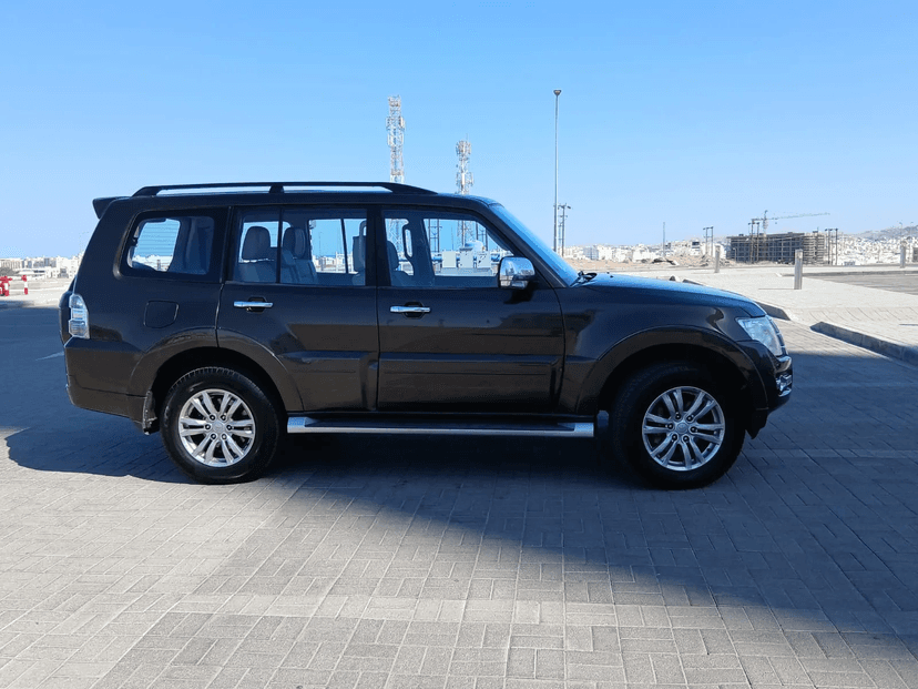 Car Rental in Oman | Rent a Car Muscat, Salalah - Ajarlee